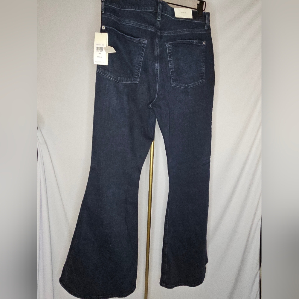 7 For All Mankind High-Rise Mega Flare Jeans in Dark Wash - 32 - Picture 2 of 13